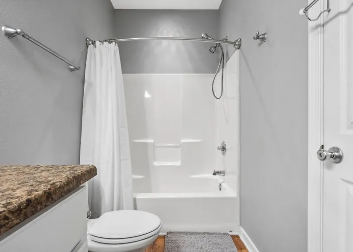 4013 Close To 2 Pools Dog Friendly